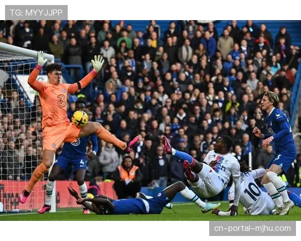 战术复盘:安切洛蒂如何用三中卫限制莱万的发挥